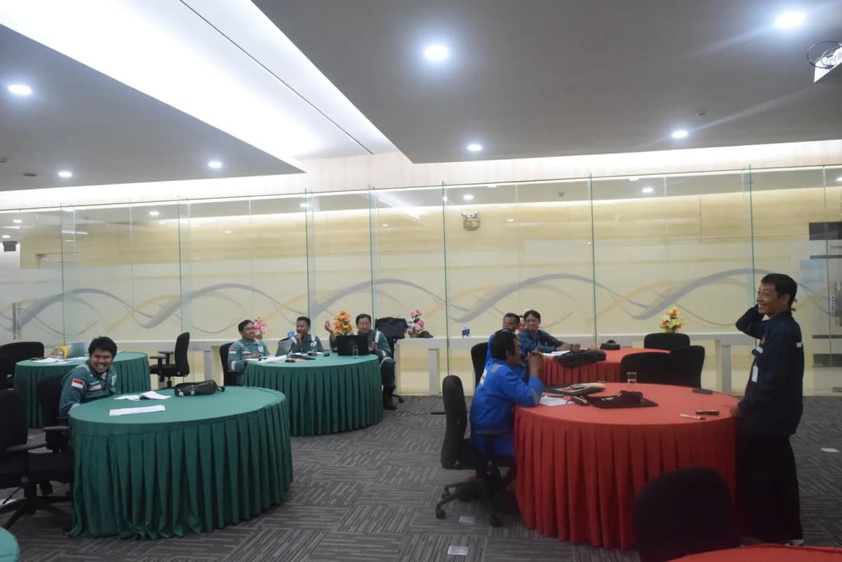 Petugas K3 Ruang Terbatas (Confined Space) Kemnaker RI