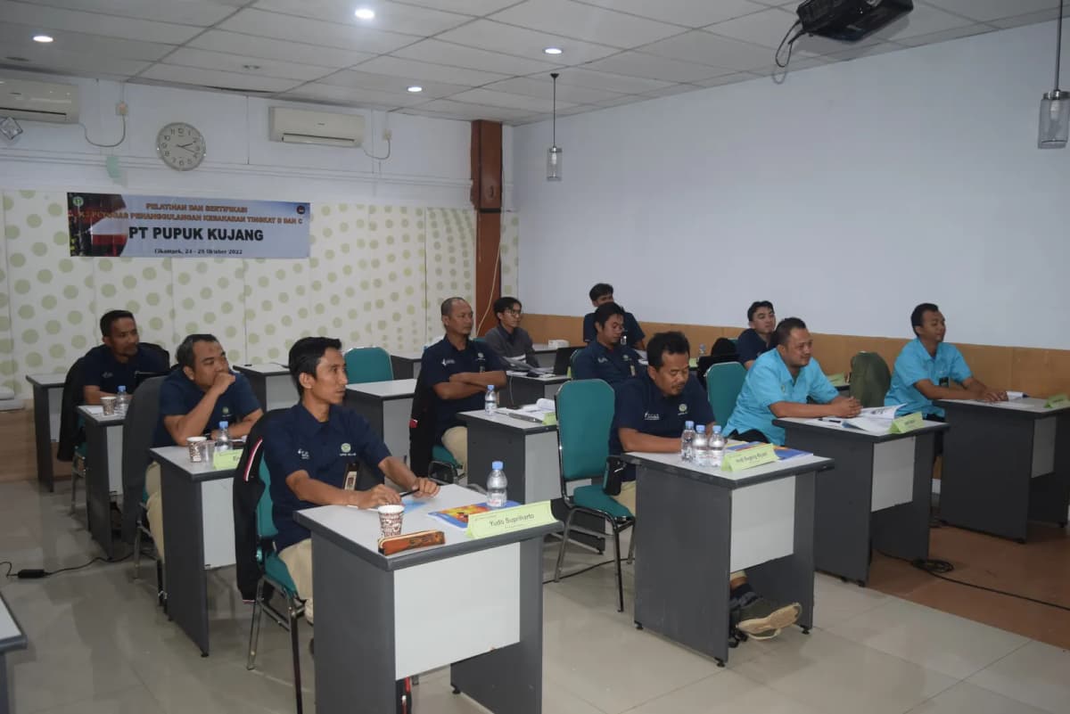 Tempat pelatihan K3 terbaik dan sertifikasi Ahli K3 Umum Kemnaker RI & BNSP