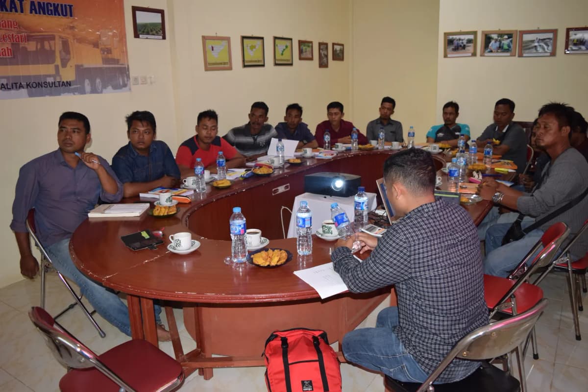 Standar Kompetensi Ahli Utama K3 Konstruksi (Jenjang 9): Kualifikasi Mega Proyek & Dokumen SMKK